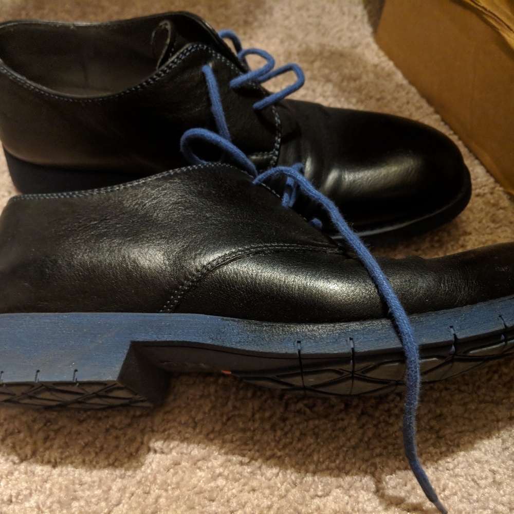 Military style low boots